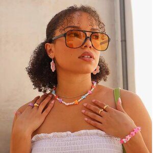 Trendy Sunglasses for Women and Men Black/Yellow Tint